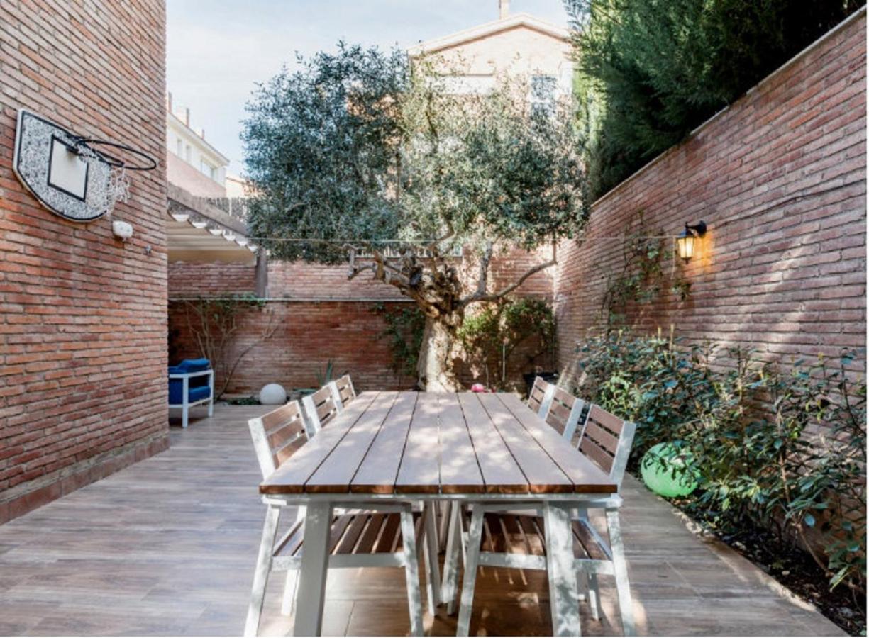 Bonito Duplex Con Piscina En Barcelona&Playa Apartment Tiana Luaran gambar