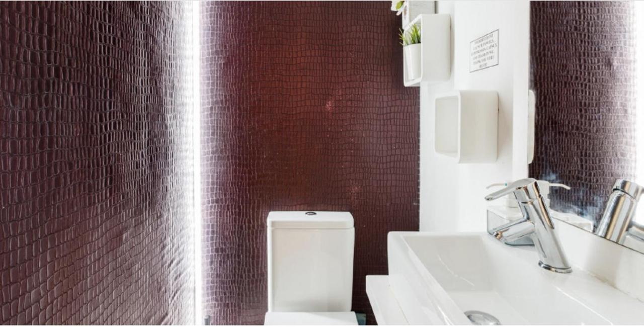 Bonito Duplex Con Piscina En Barcelona&Playa Apartment Tiana Luaran gambar